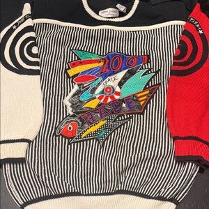 Bonne Bouche Colorblock Graphic Crewneck Sweater - Black & White with Red Accent